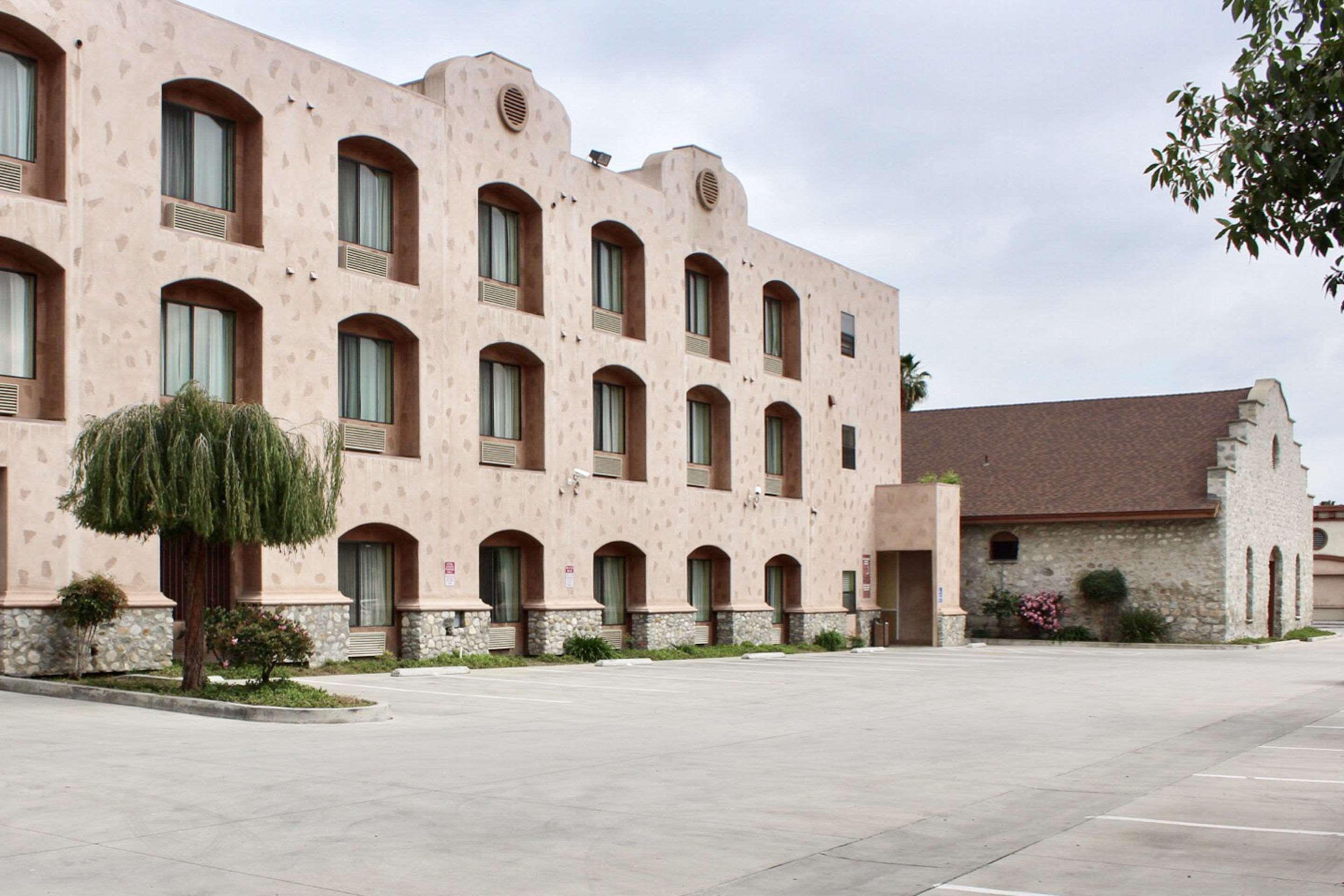 Comfort Inn Pomona Near Fairplex Екстериор снимка