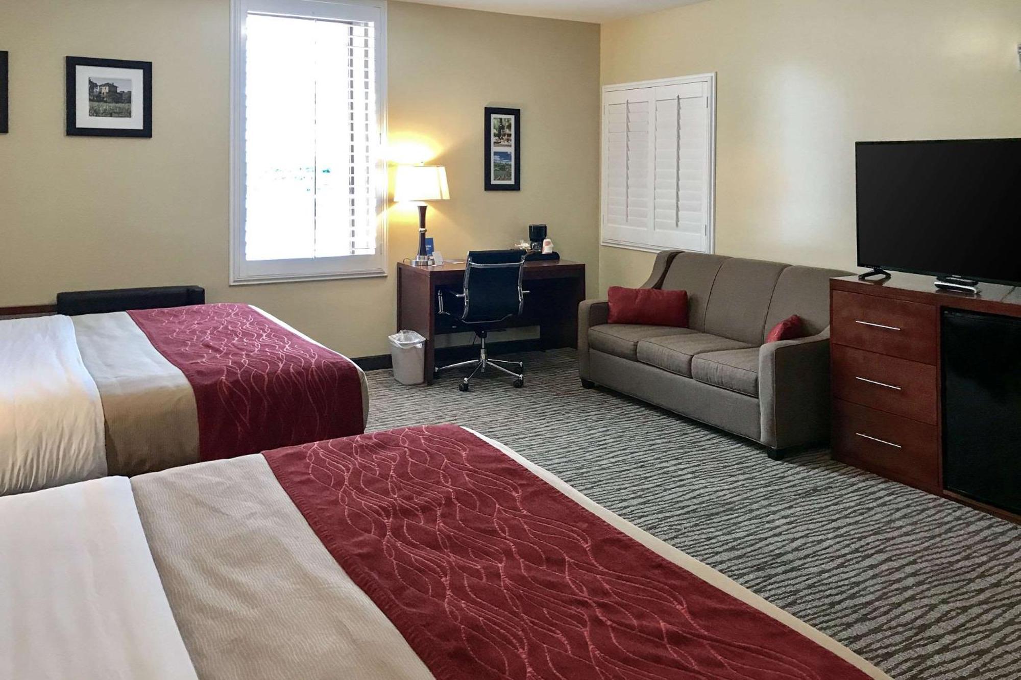 Comfort Inn Pomona Near Fairplex Екстериор снимка