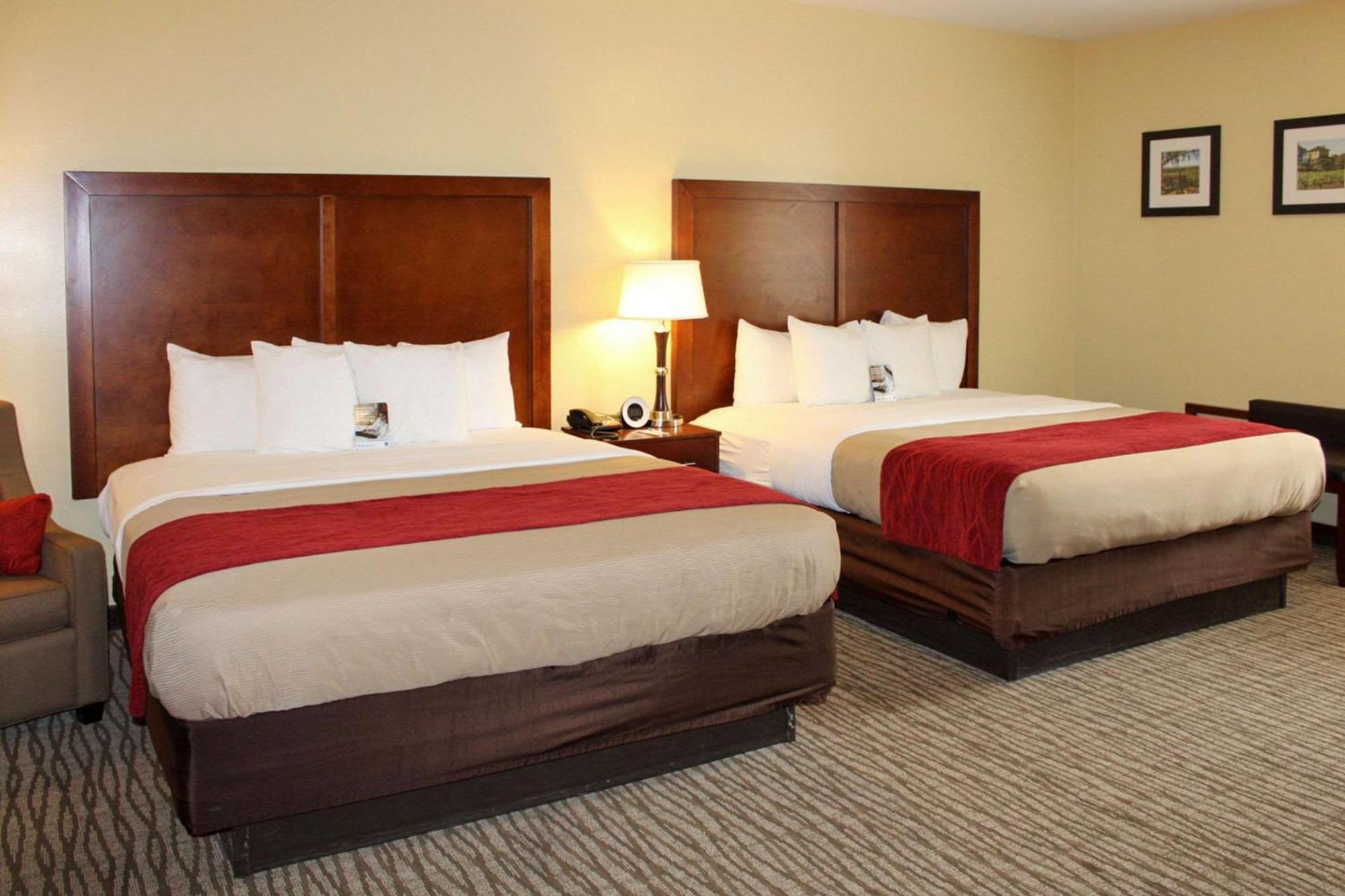 Comfort Inn Pomona Near Fairplex Екстериор снимка