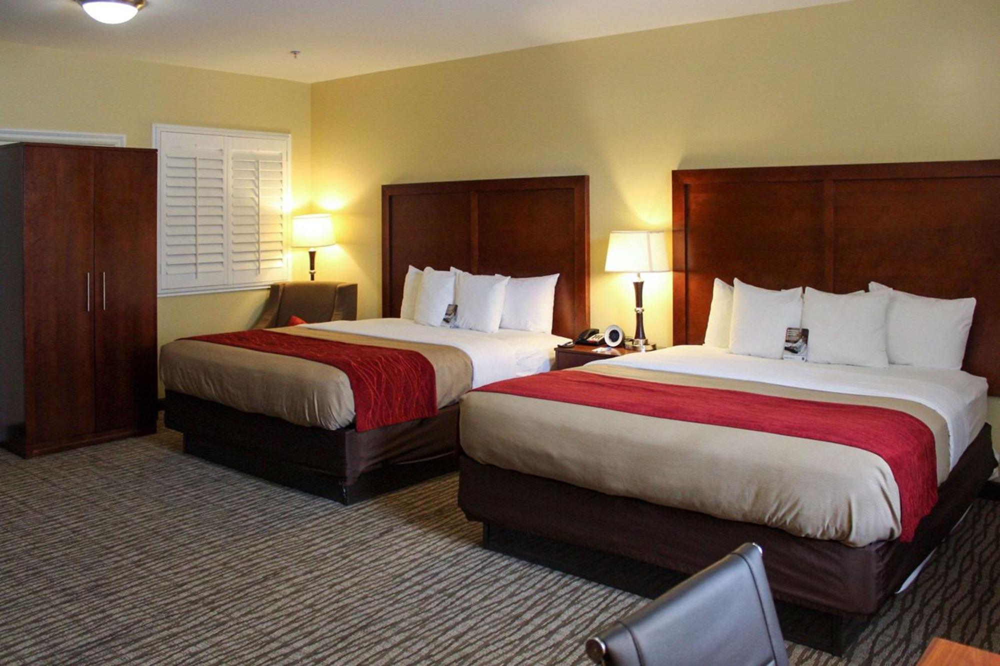 Comfort Inn Pomona Near Fairplex Екстериор снимка