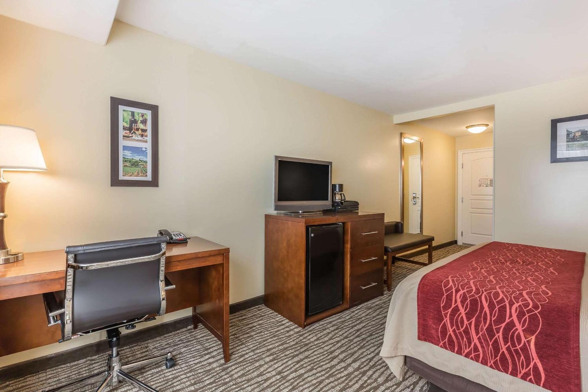 Comfort Inn Pomona Near Fairplex Екстериор снимка