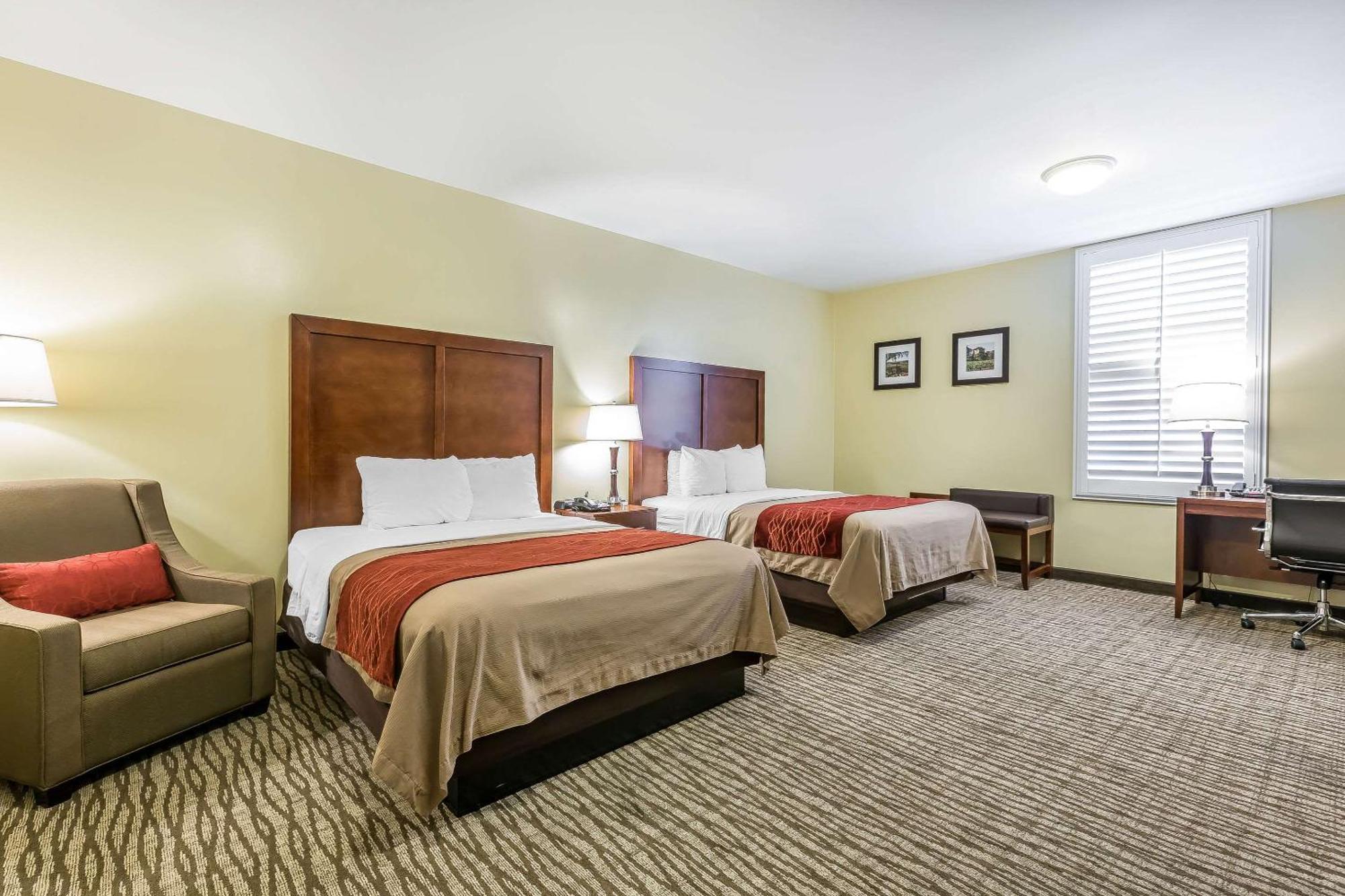 Comfort Inn Pomona Near Fairplex Екстериор снимка